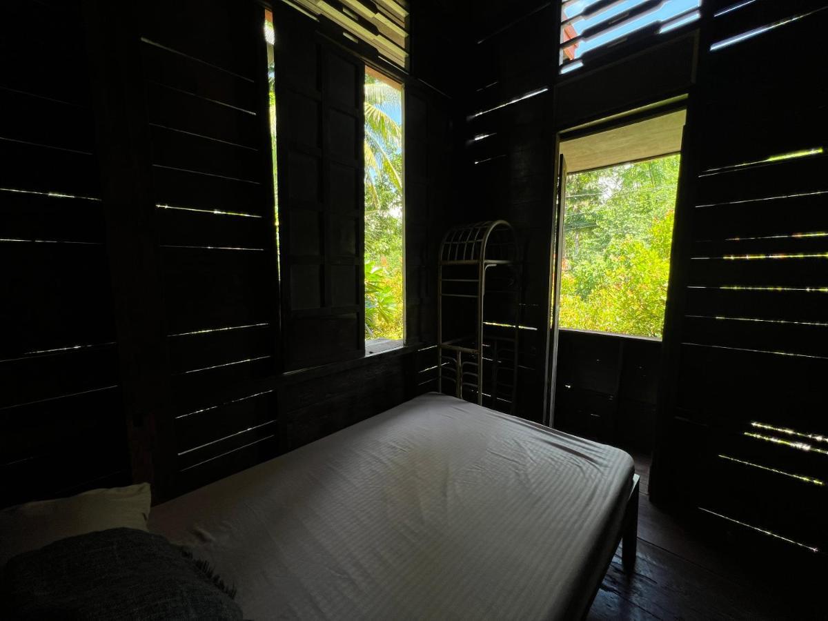 Peaceland Hostel Panglao Exteriör bild