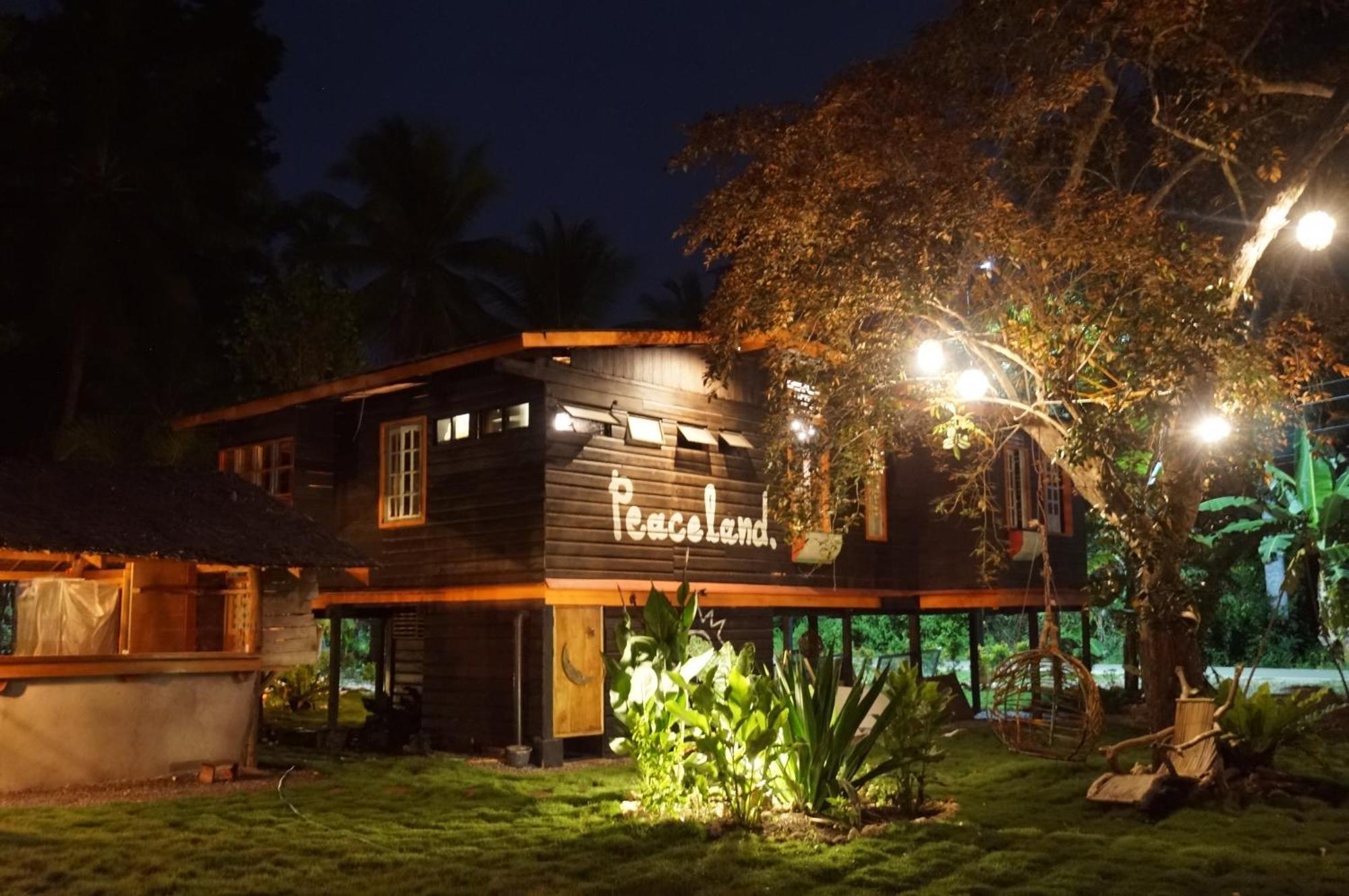 Peaceland Hostel Panglao Exteriör bild