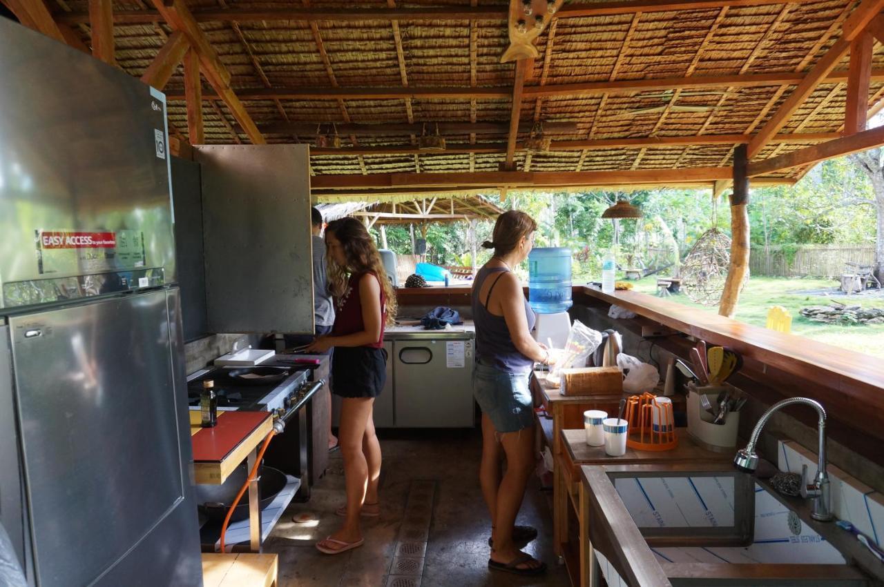 Peaceland Hostel Panglao Exteriör bild